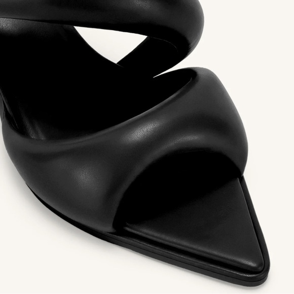 JW PEI SARA MULE BLACK - Picture 5 of 5